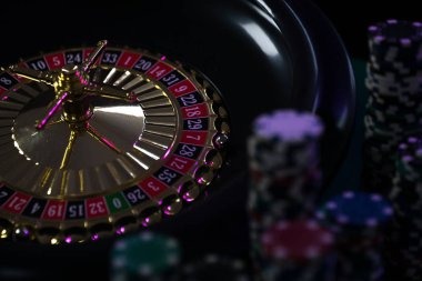 gengtoto 888 platform interface showing sports betting, live-dealer, and slots categories